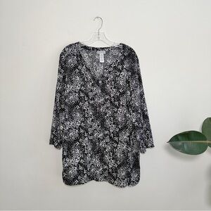 Catherines Printed Chiffon Pintuck Tunic Button Up Top Plus 2X Roll Tab Sleeves